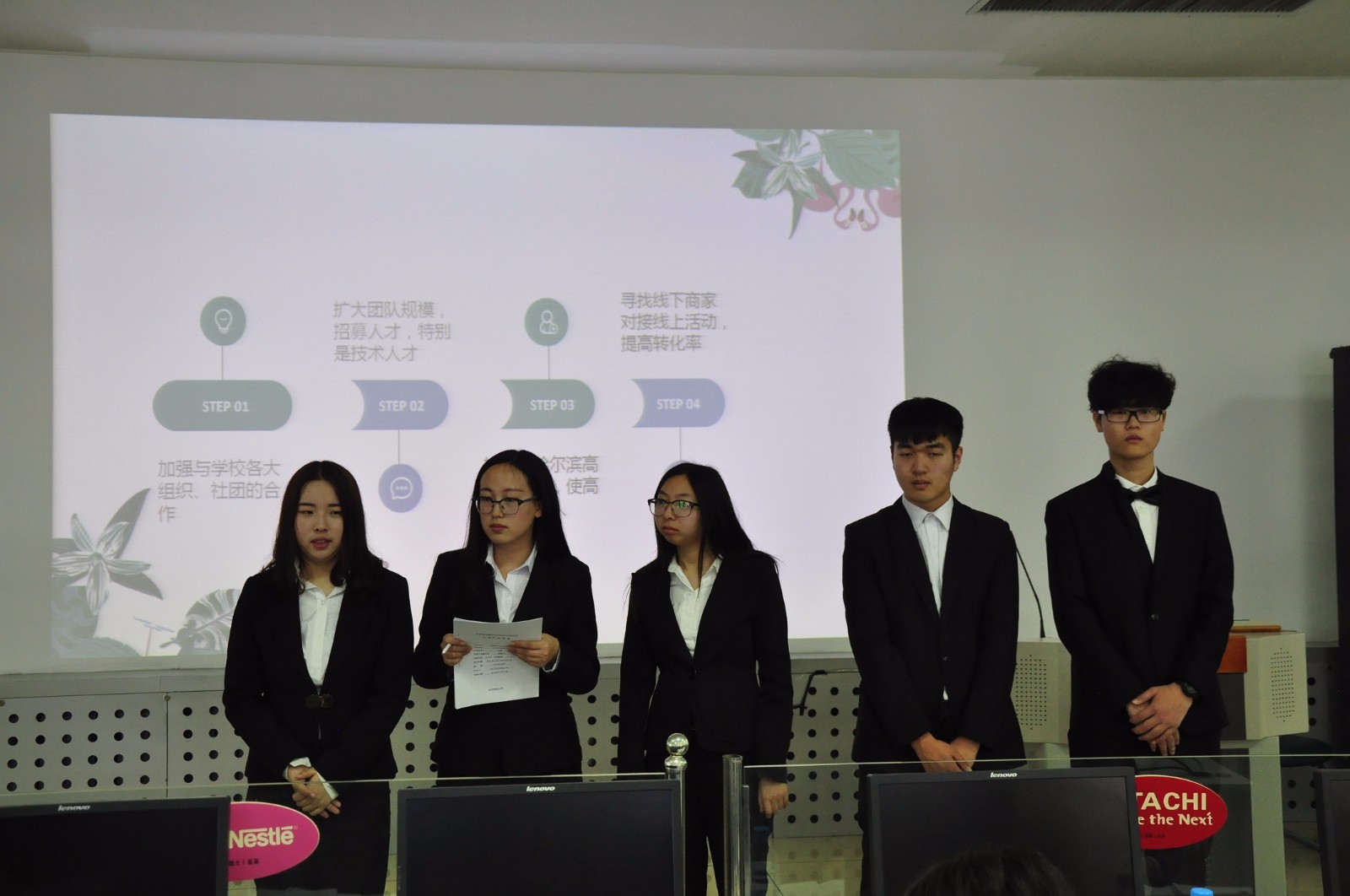 1523253826875024621.jpg 1523253826875024621.jpg